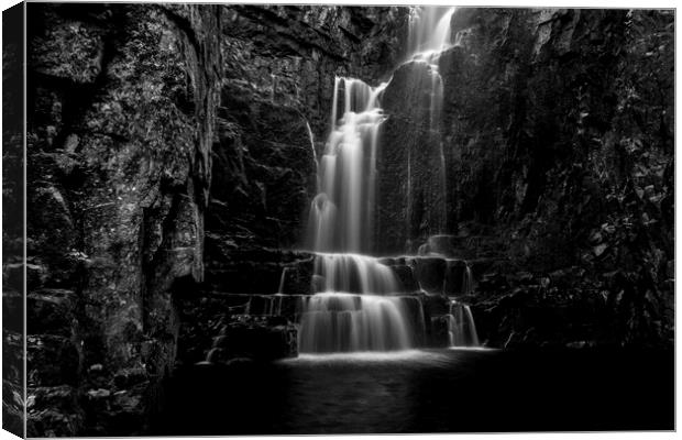 Wailing Widow Waterfalls Scotland Canvas Print by Derek Beattie