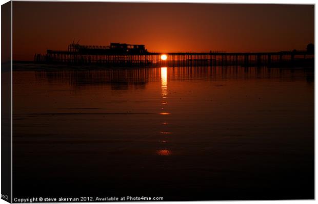 Hastings pier at sunset Canvas Print by steve akerman