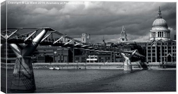 Millenium Bridge Canvas Print by Liz Ward