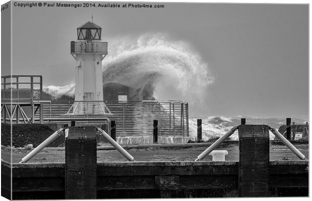 Ardrossan Lighthouse Canvas Print by Paul Messenger