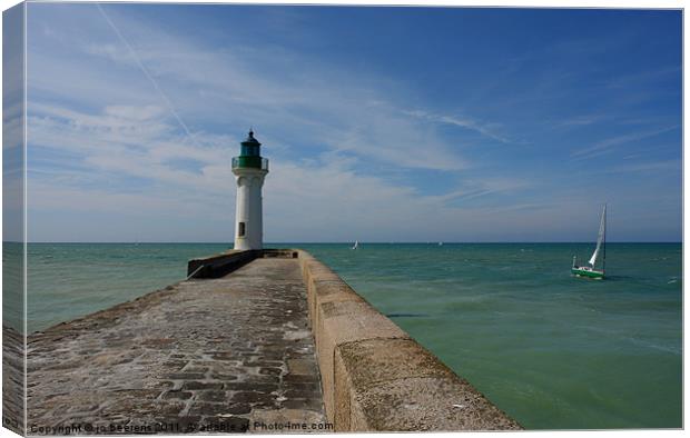 St. Valery en Caux Canvas Print by Jo Beerens