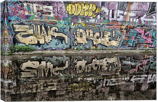 graffity reflection Canvas Print by Jo Beerens