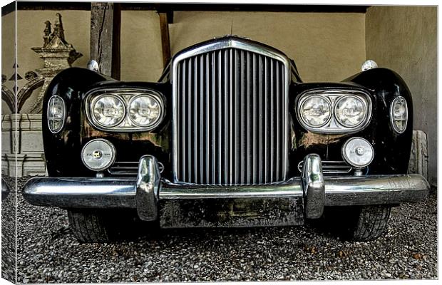 car grill Canvas Print by Jo Beerens