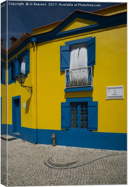 portuguese harbour house Canvas Print by Jo Beerens