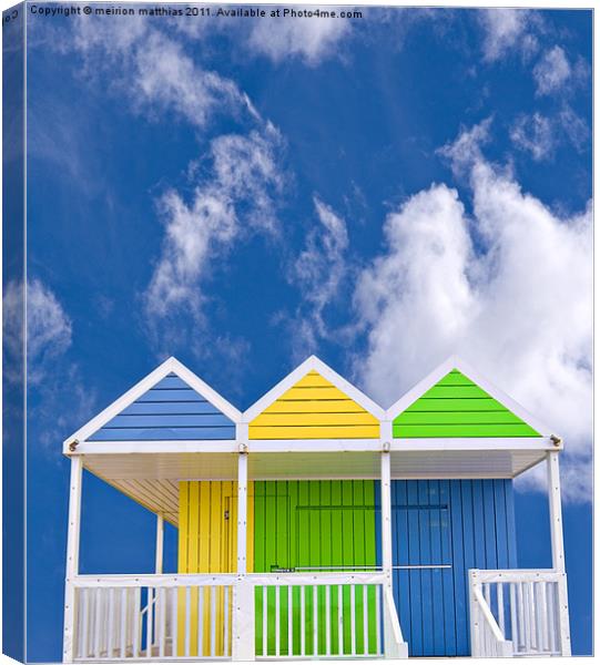 beach huts Canvas Print by meirion matthias