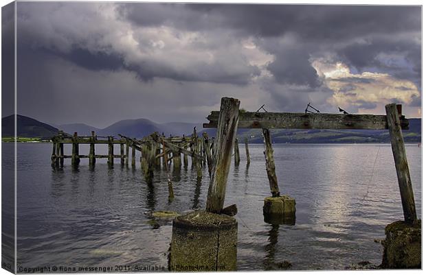 stormy weather isle of  bute Canvas Print by Fiona Messenger