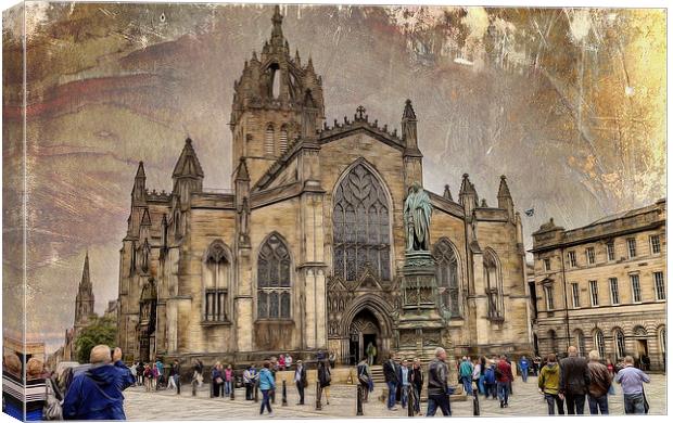 St Giles Cathedral  Edinburgh Canvas Print by Fiona Messenger