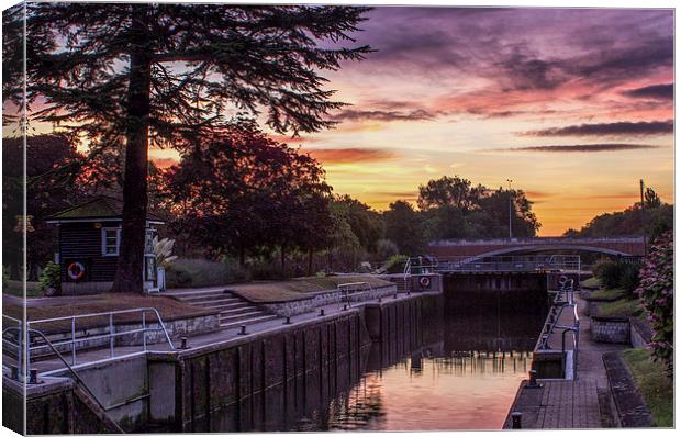 Lock at Runnymede Canvas Print by Neal P