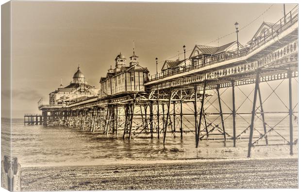 Eastbourne Pier Canvas Print by Phil Clements