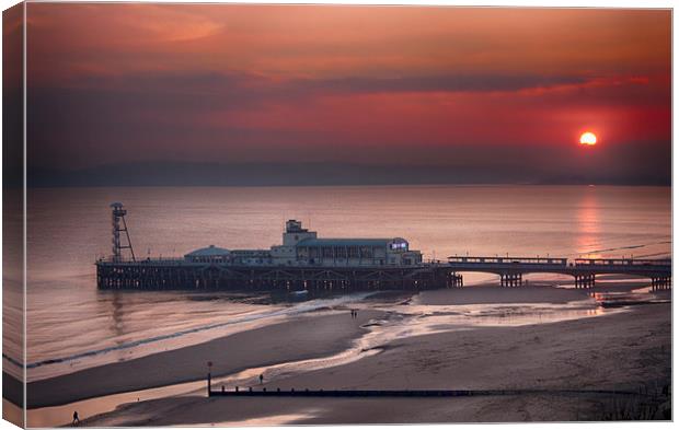  Bournemouth Sunset Canvas Print by Phil Clements