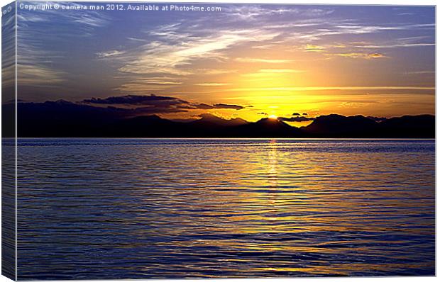 Peaceful moment in time Canvas Print by camera man