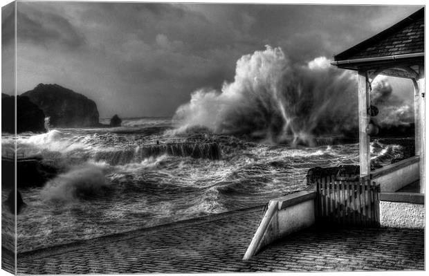 Breach B&W Canvas Print by Andrew Driver