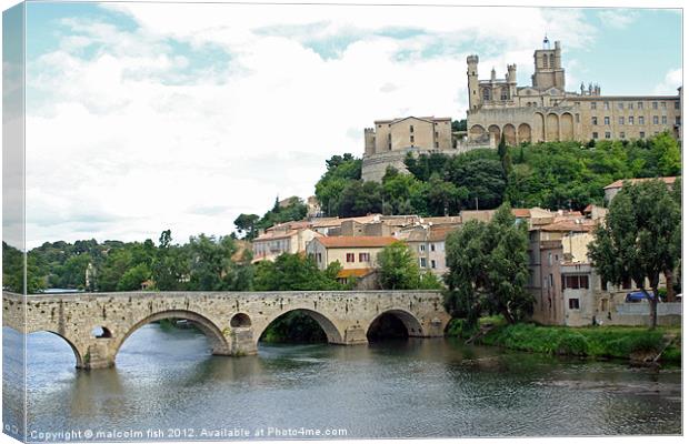 Béziers Canvas Print by malcolm fish