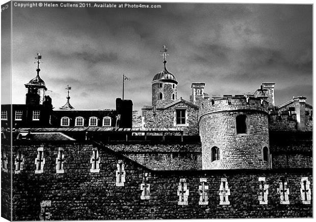 TOWER OF LONDON Canvas Print by Helen Cullens