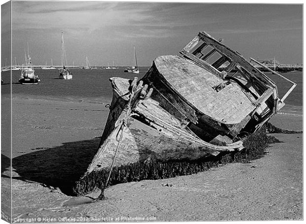 AT ORFORD Canvas Print by Helen Cullens