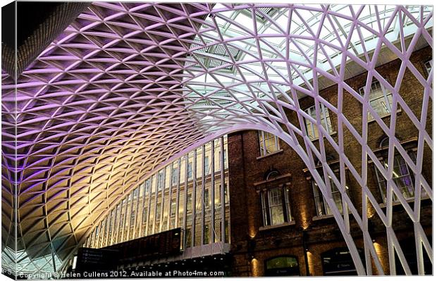 CONCOURSE KINGS CROSS Canvas Print by Helen Cullens