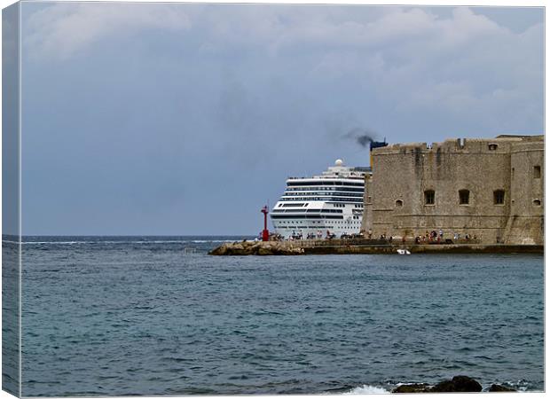 LEAVING DUBROVNIK Canvas Print by radoslav rundic