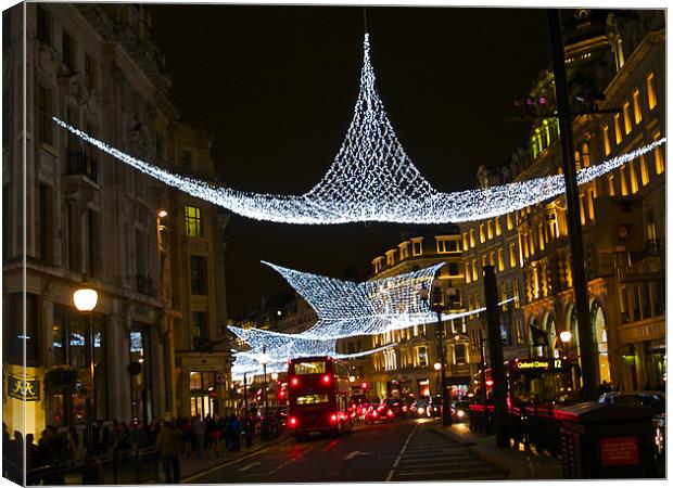 REGENT STREET BEFORE CHRISMAS Canvas Print by radoslav rundic