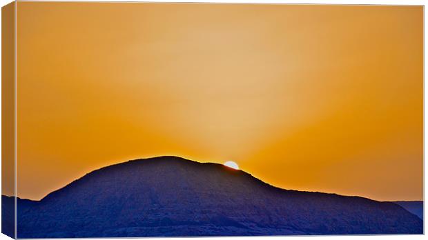 WADI RUM DESERT SUNRISE Canvas Print by radoslav rundic