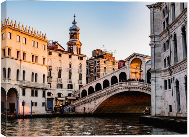 Venice Rialto Bridge 2 Canvas Print by David Martin