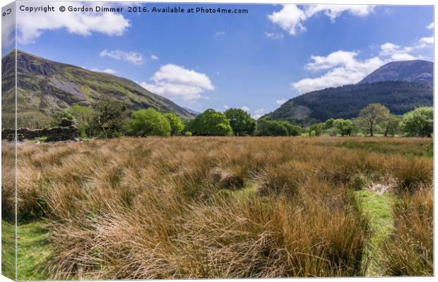 Mountains and Valleys of North Wales Canvas Print by Gordon Dimmer