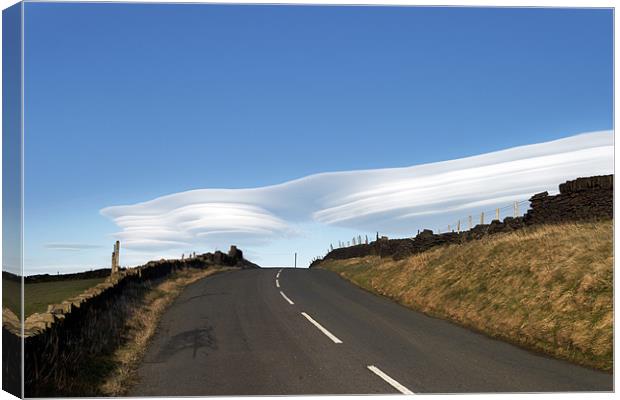 Rare lenticular cloud Canvas Print by Brian Middleton