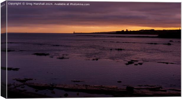 Tynemouth Lighthouse sunset from Whitley Bay Canvas Print by Greg Marshall