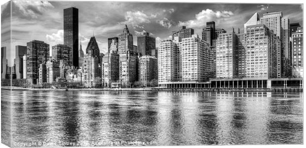East River Manhattan In Monochrome Canvas Print by David Tinsley