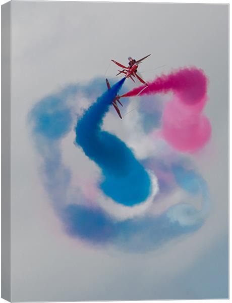 RAF Red Arrows Canvas Print by Chris Woodhouse