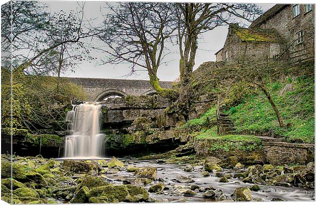 Cowshill Waterfall Canvas Print by kevin wise