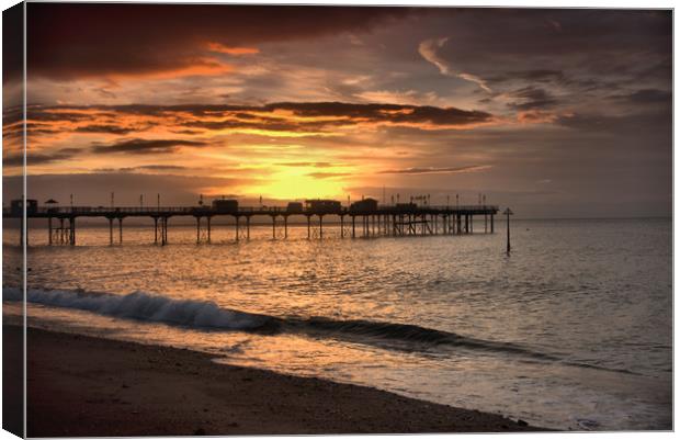   Teignmouth sunrise 4                             Canvas Print by kevin wise