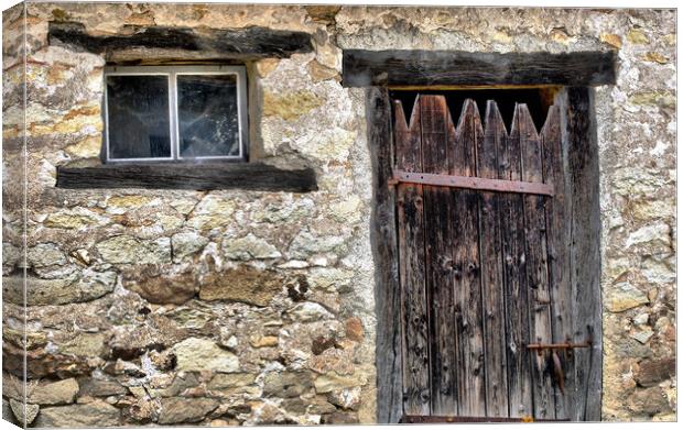 The Old Barn  Canvas Print by Jacqui Farrell