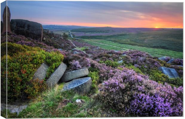 Burbage Edge 9.0 Canvas Print by Yhun Suarez