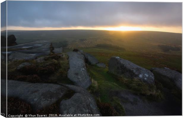 Higger Tor 17.0                      Canvas Print by Yhun Suarez