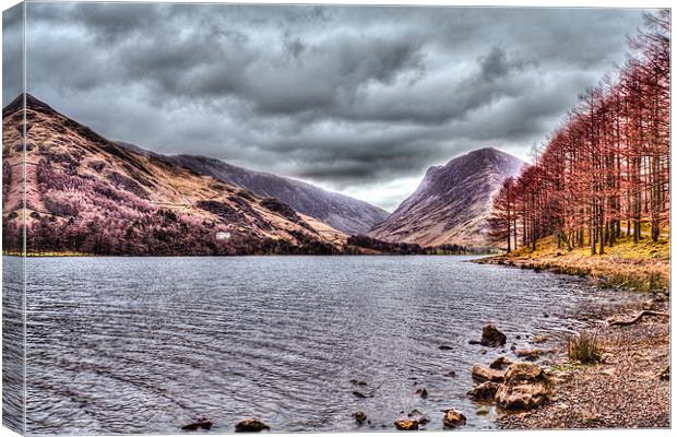 Fleetwith Pike Canvas Print by Gary Finnigan