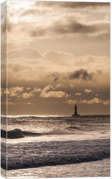 Light house Canvas Print by Gary Finnigan