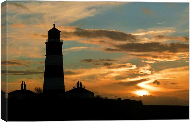 Happisburgh Lighthouse Canvas Print by Simon Deacon