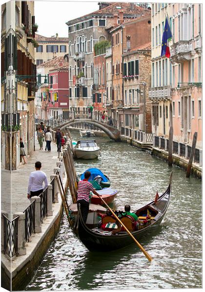 Gondola in Venice Canvas Print by Steve Hughes