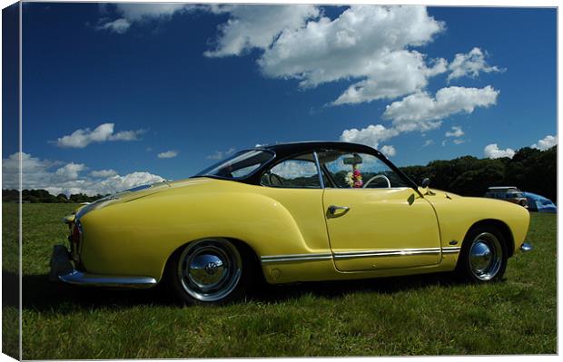 VW Karmann Ghia Canvas Print by Simon Armstrong