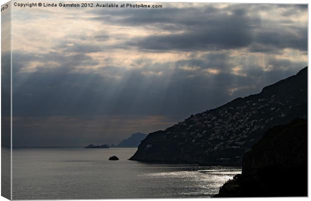 Sun's rays, Amalfi coast Canvas Print by Linda Gamston