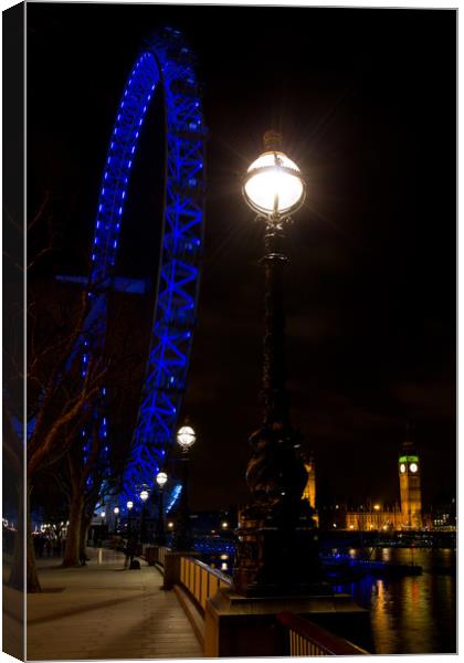 London Eye at Night Canvas Print by David Pyatt
