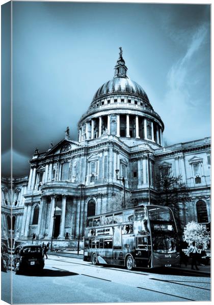 St Pauls Cathedral London Art Canvas Print by David Pyatt