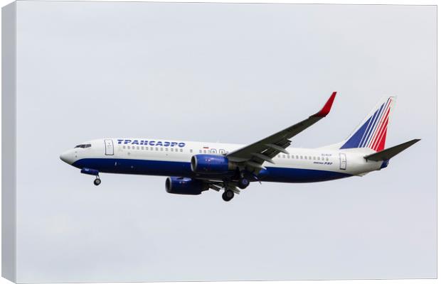 Transaero Boeing 737 Canvas Print by David Pyatt