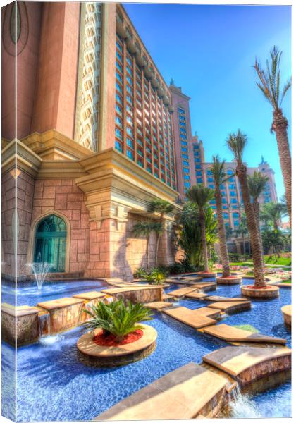 Atlantis Palm Hotel Dubai Canvas Print by David Pyatt