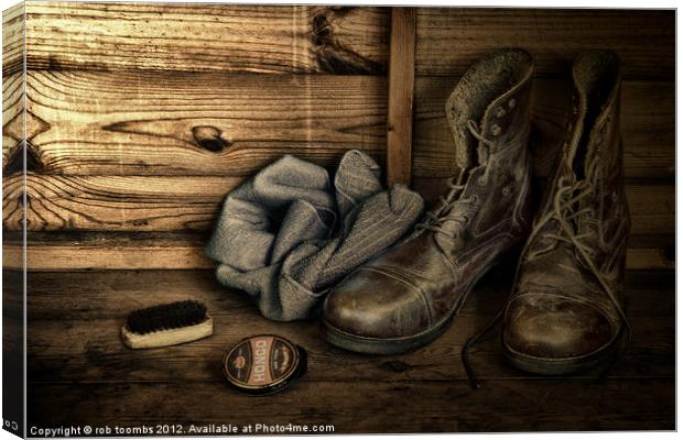 OLD BOOTS Canvas Print by Rob Toombs