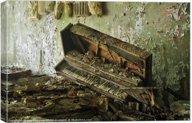 Piano, Pripyat Hospital Concert Hall Canvas Print by Lee Osborne