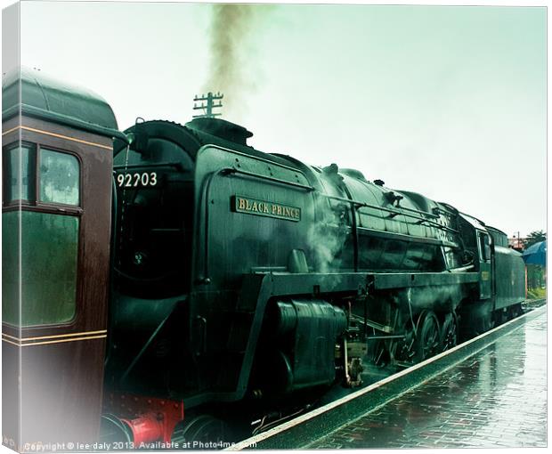 Steam Locomotive Canvas Print by Lee Daly