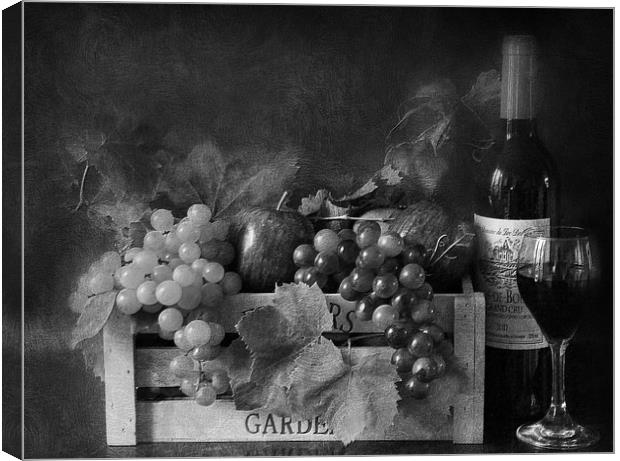 crate of fruit and wine Canvas Print by sue davies