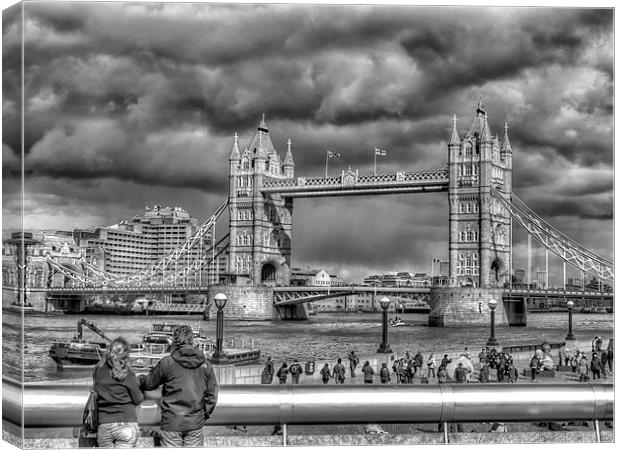  Look To The Tower Bridge Canvas Print by Clive Eariss
