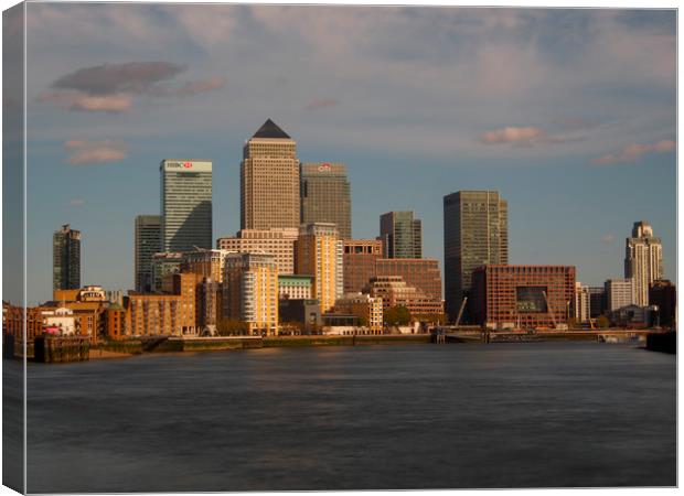 Canary Wharf Skyline Canvas Print by Clive Eariss